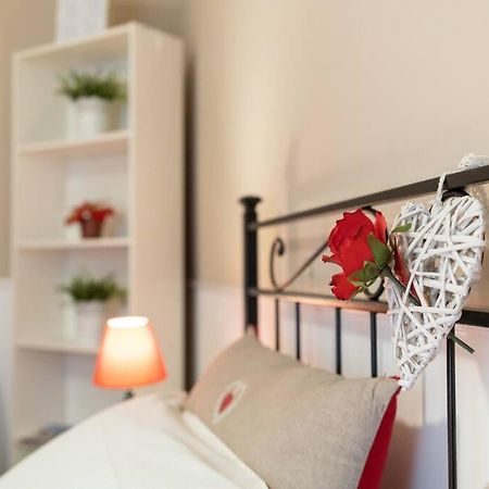 Terrazze Italiane City Center - Red Apartment Verona Exterior foto